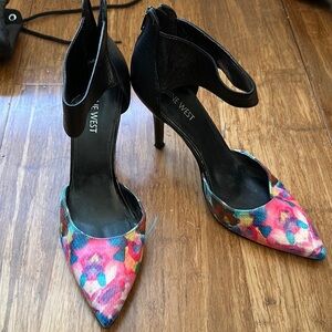 Nine West Black and Pink Floral Heels